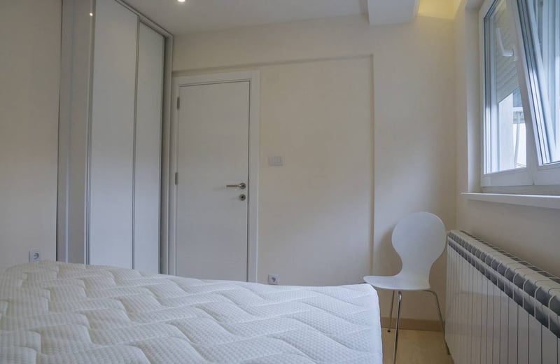 Rental of a cozy 3-room apartment, 50 m², Vračar, Belgrade, Serbia